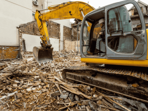 House Demolition Waste Removal: Choosing the Right Skip Bin in North Brisbane